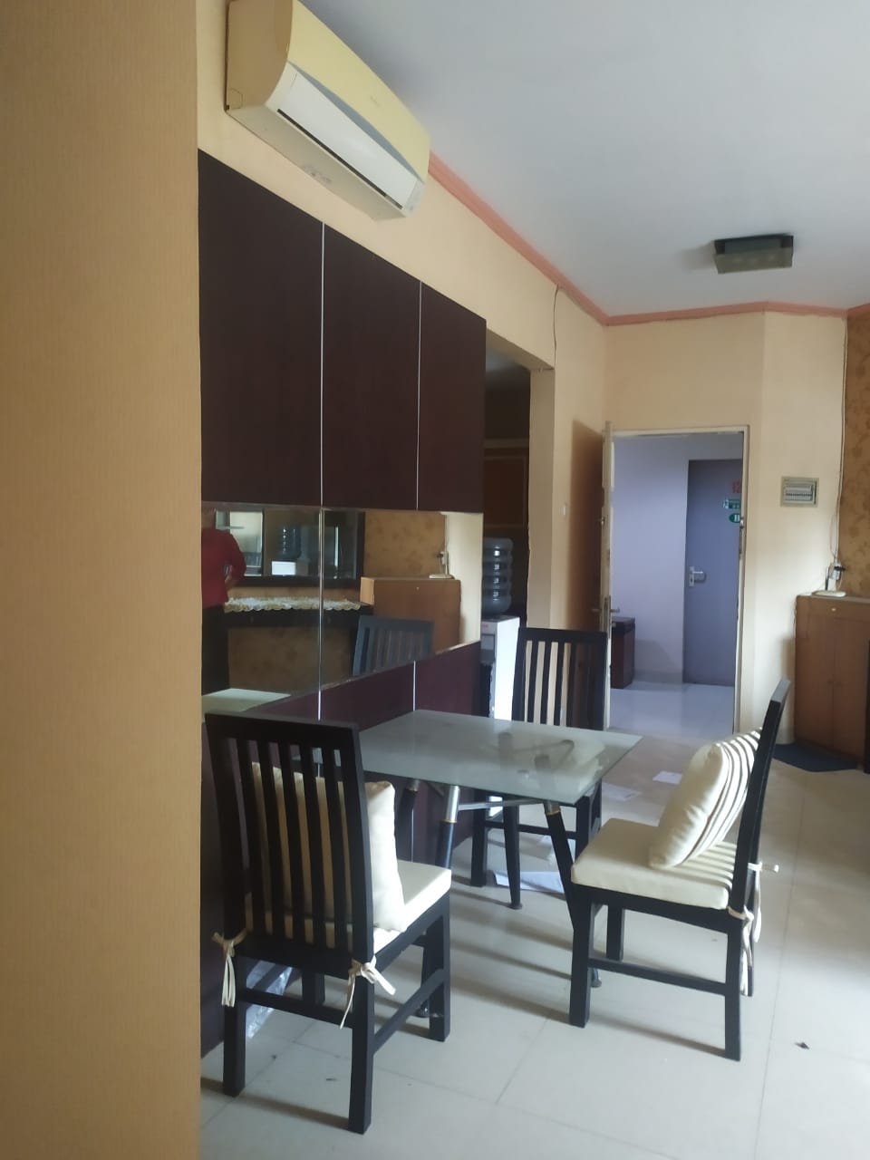 Dijual Apartemen 3BR di Crown Court Lippo Cikarang